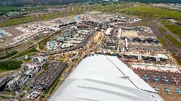 Schiphol moet aantal vluchten tóch met bijna een tiende terugschroeven